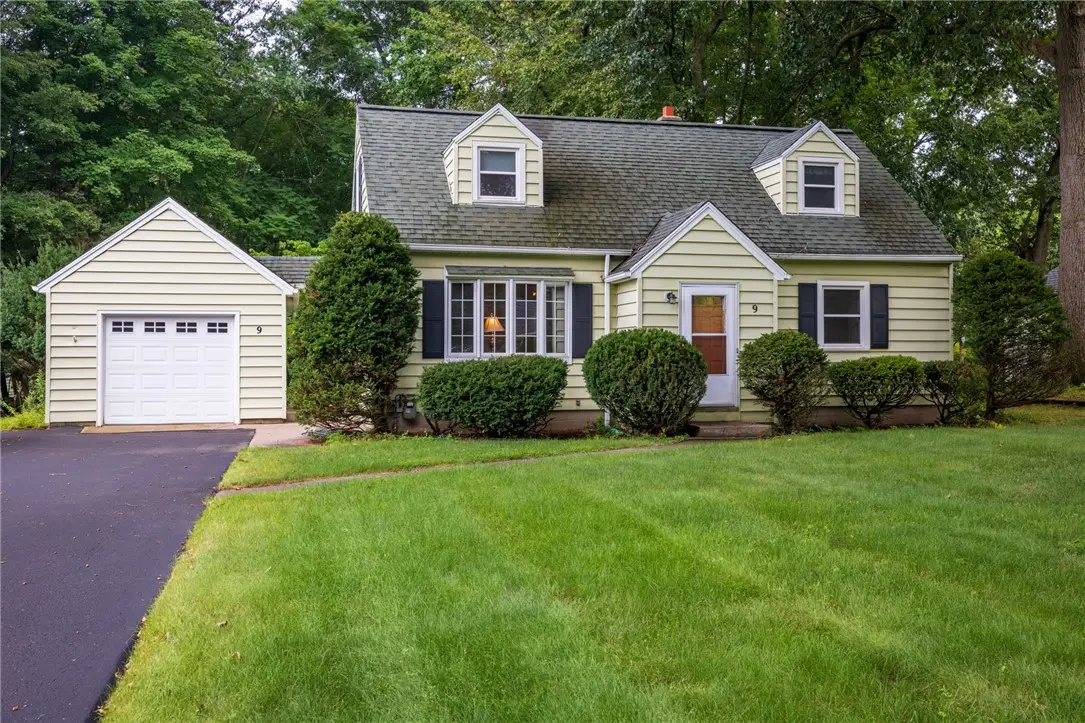 9 Brewster Lane, Rochester, NY 14624 - #1
