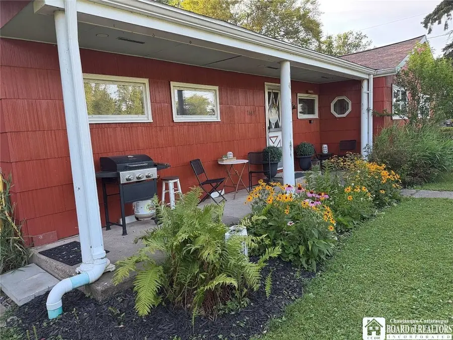 1669 Groveland Avenue, Youngstown, NY 14174 - #2