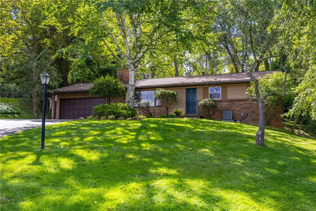 48 Kings Lacey, Fairport, NY 14450 - #1