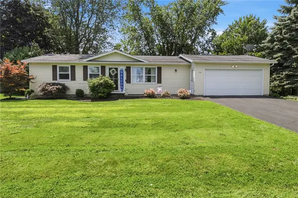 108 Long Wood Dr Drive, Rochester, NY 14612