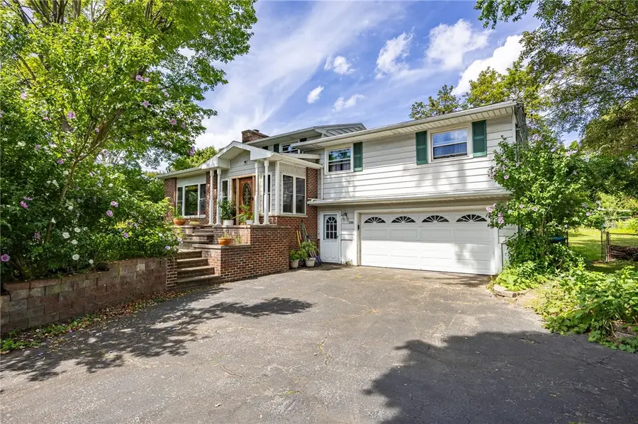 2104 Penfield Road, Penfield, NY 14526 - #2