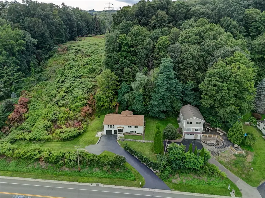 303 Victor Road, Fairport, NY 14450 - #3