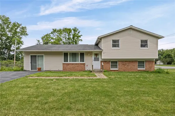 4 Mercury Drive, Rochester, NY 14624