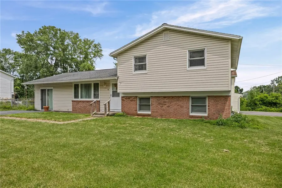 4 Mercury Drive, Rochester, NY 14624 - #3