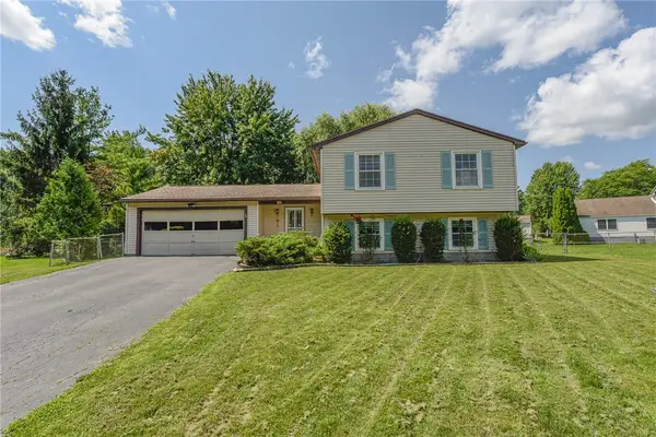 80 Shadow Lane, Gates, NY 14606