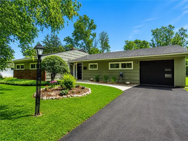 172 Hemingway Drive, Rochester, NY 14620
