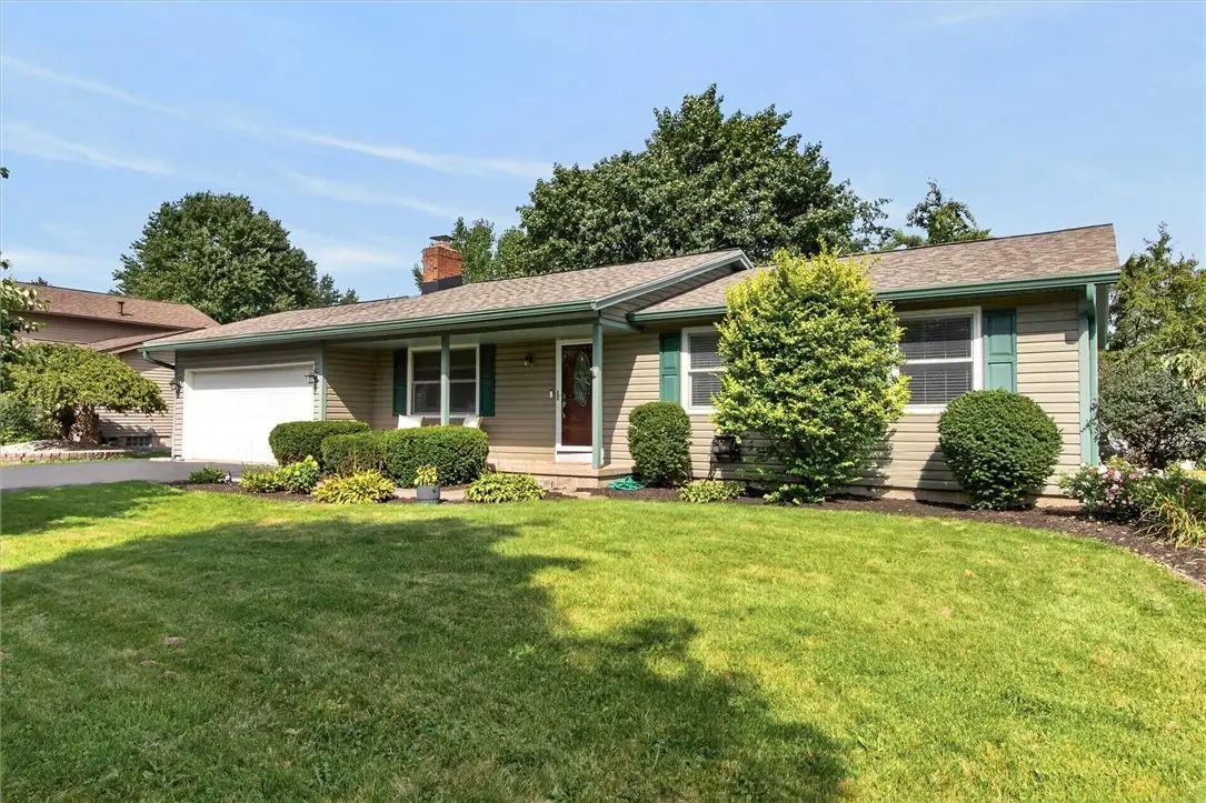 36 Weatherwood Lane, Rochester, NY 14624 - #1