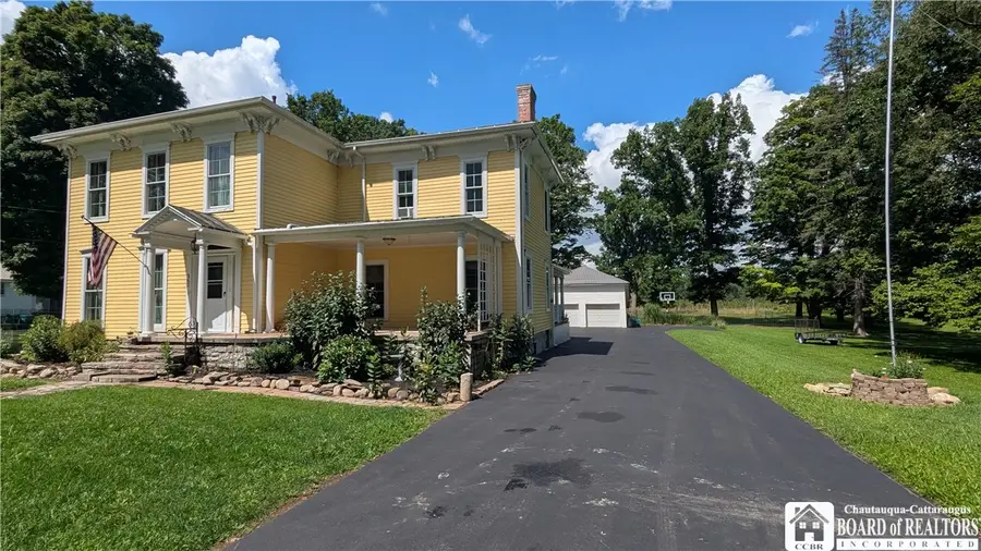 362 E Main Street, Springville, NY 14141 - #2