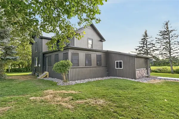 2972 Whalen Rd, Bloomfield, NY 14469