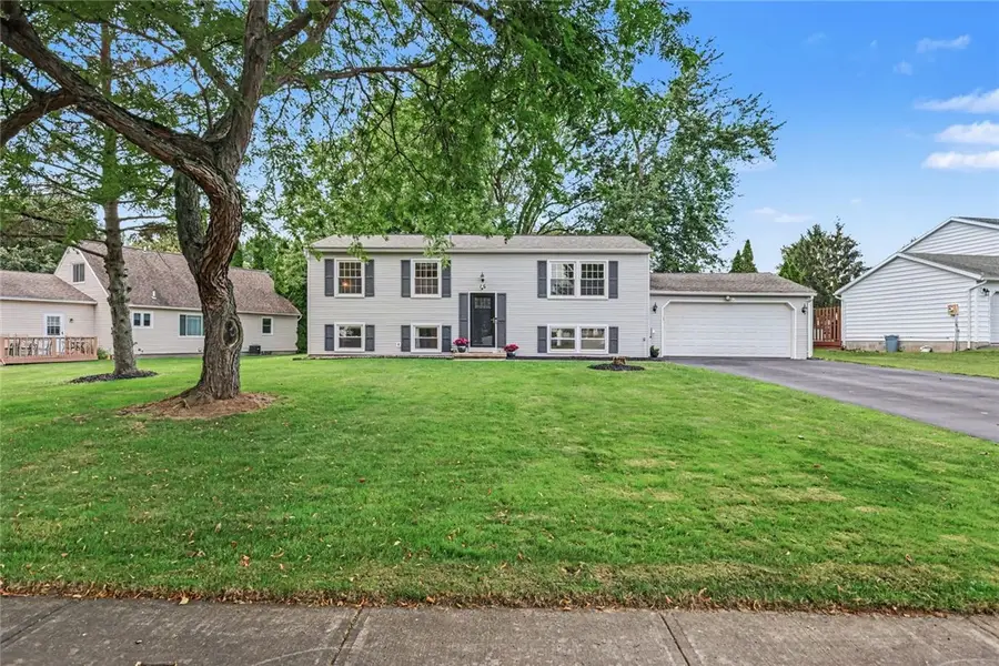 16 Strussenberg Drive, Hilton, NY 14468 - #2
