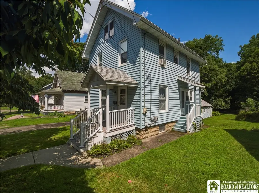 134 Weeks Street, Jamestown, NY 14701 - #2