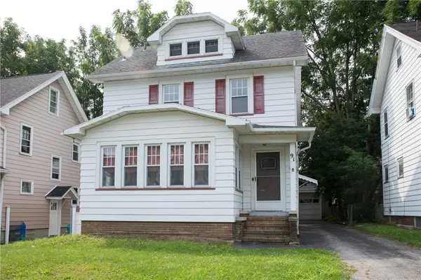 91 Culver Pkwy, Rochester, NY 14609