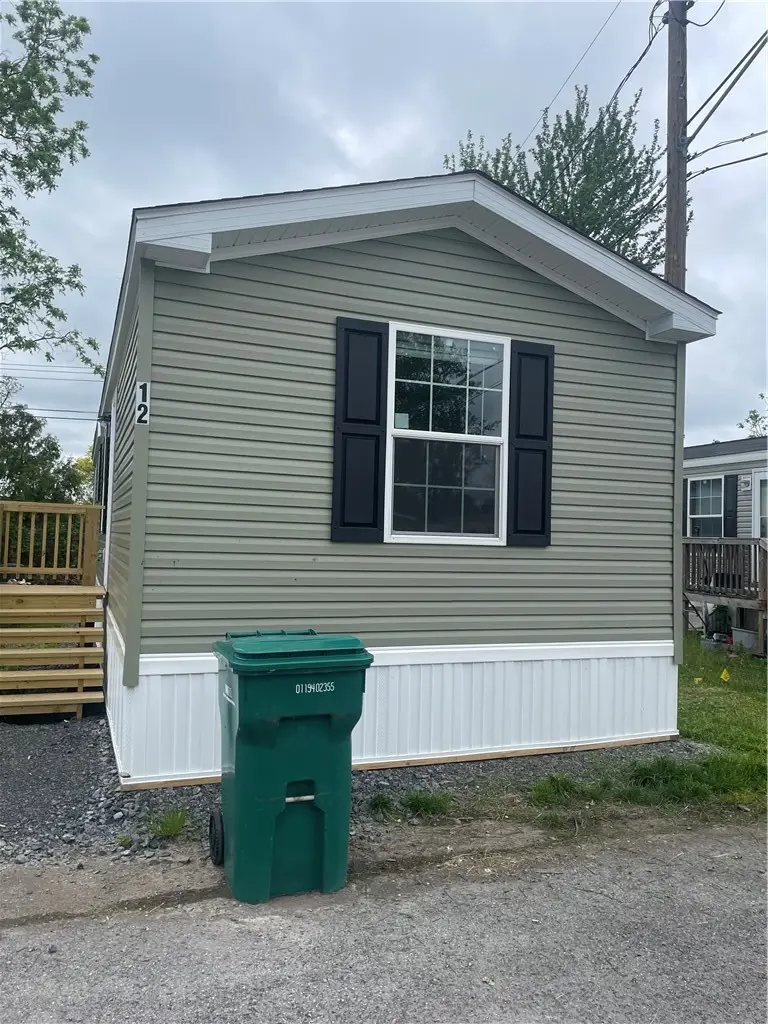 405 Lakeshore Drive #12, Canandaigua, NY 14424 - #2