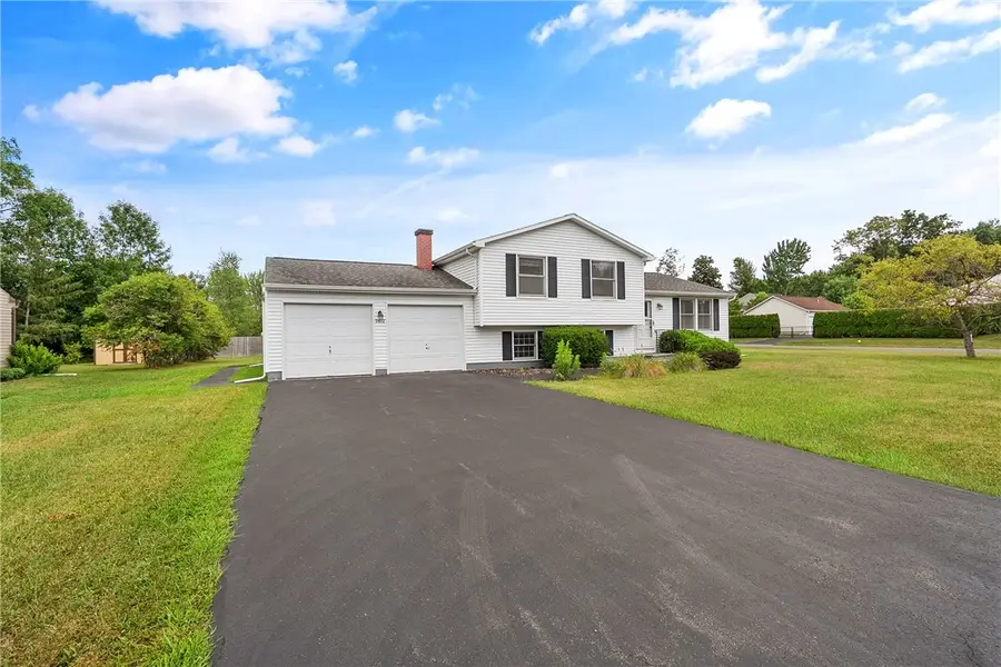 9472 Bygone Drive, Brewerton, NY 13029 - #2