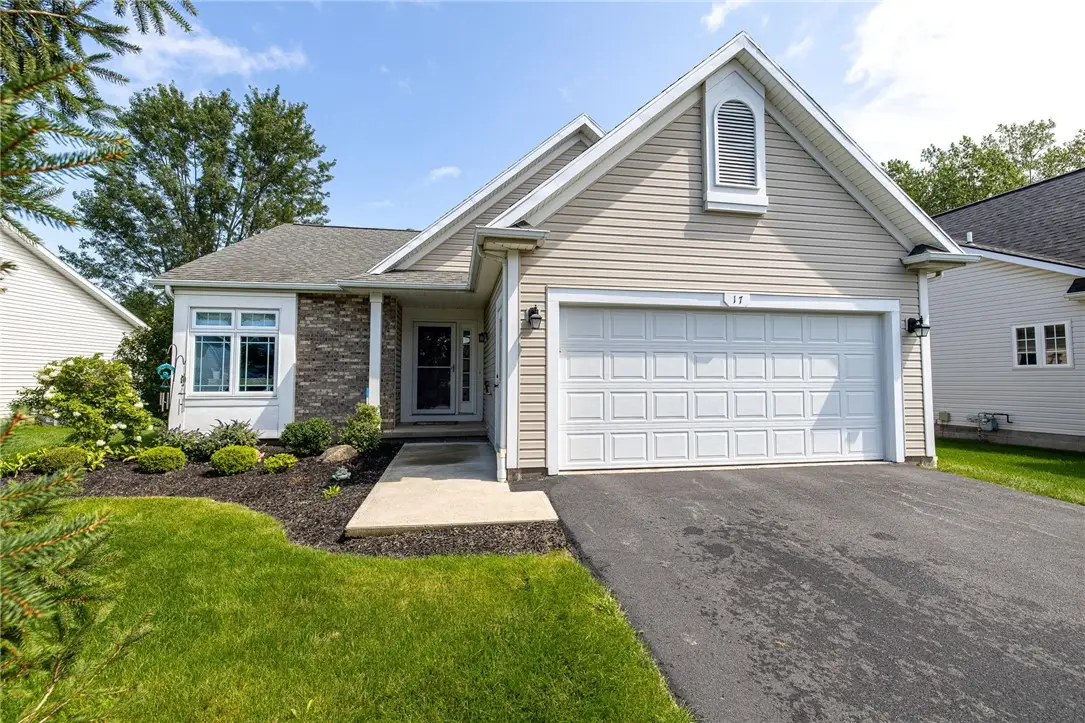 17 Foxtail Ln, North Chili, NY 14514 - #1