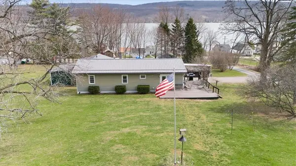 5450 Francis Shores, Honeoye, NY 14471