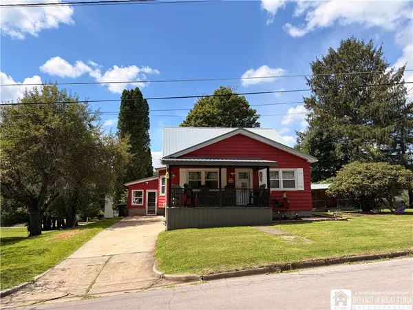 133 Woodlawn Avenue, Jamestown, NY 14701