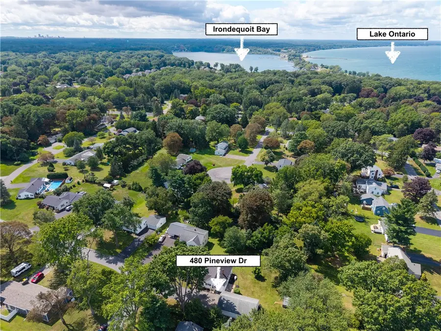 480 Pineview Drive, Webster, NY 14580 - #2