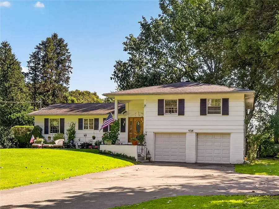 3062 Clover Street, Pittsford, NY 14534 - #2