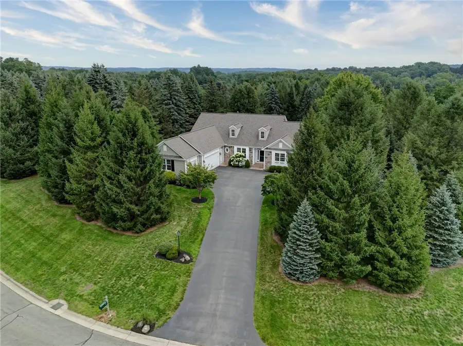 4 Pine Hollow, Mendon, NY 14506 - #2