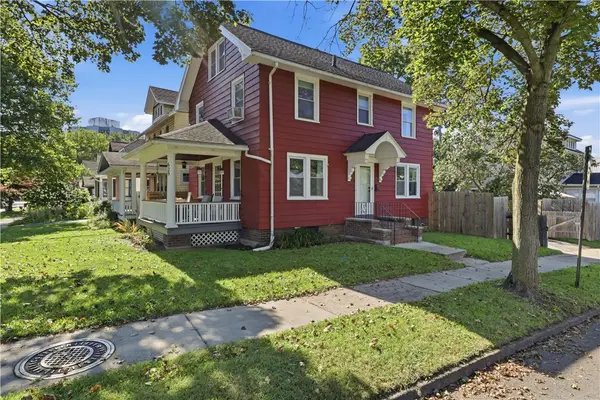 625 Cedarwood, Rochester, NY 14609