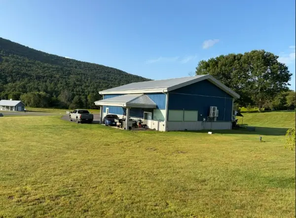 1007 State Route 990v, Gilboa, NY 12076