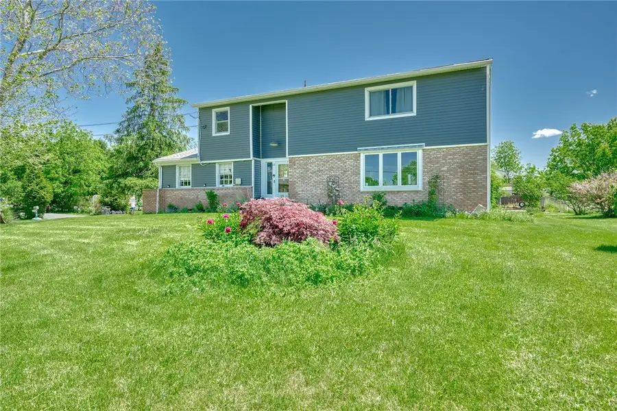 68 Green Clover Drive, Henrietta, NY 14467 - #3