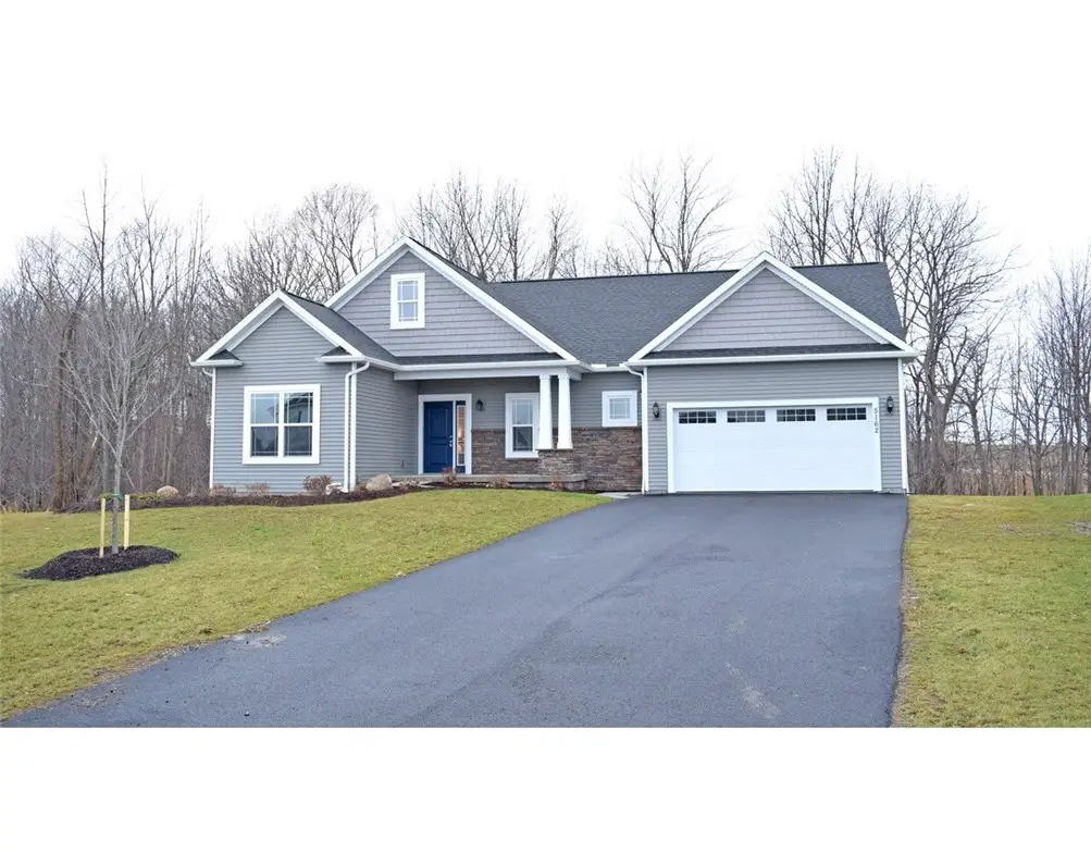2016 Mae's Landing, Canandaigua, NY 14424 - #1