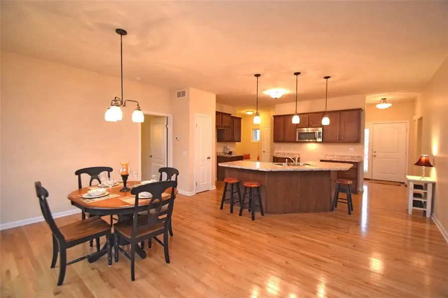 2016 Mae's Landing, Canandaigua, NY 14424 - #2