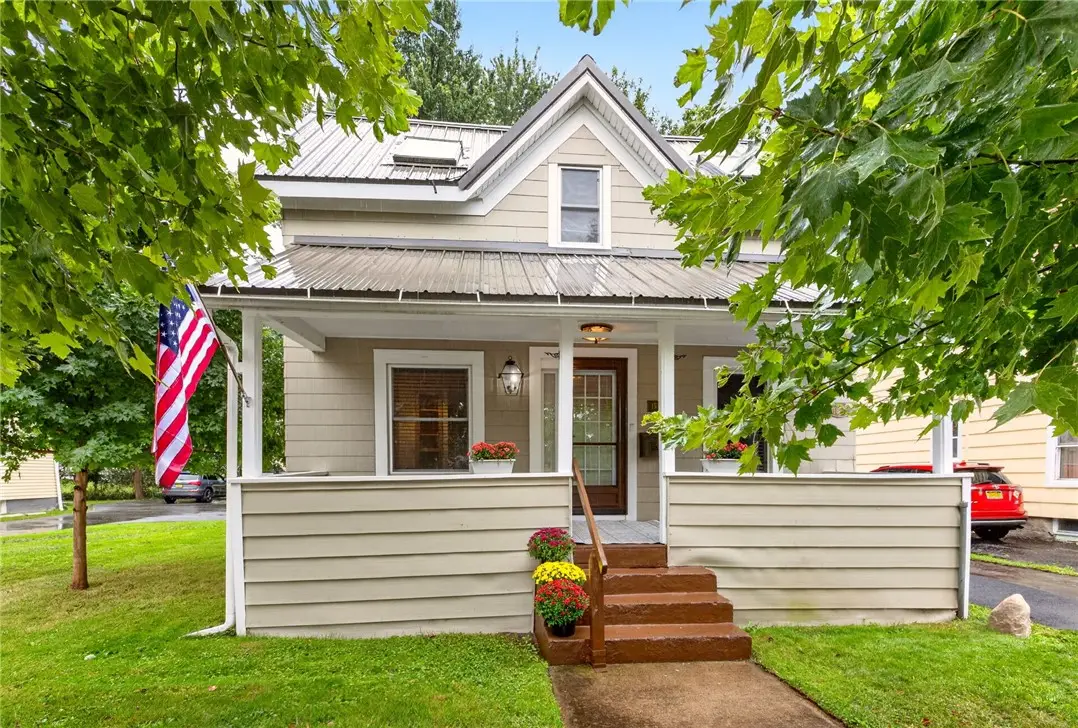 15 George Street, Fairport, NY 14450 - #1