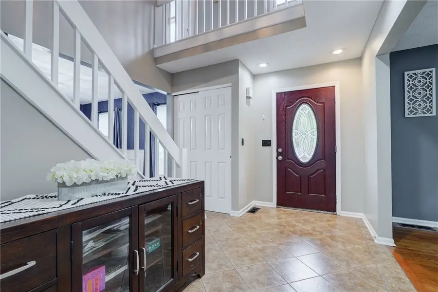 77 Wakecliffe Dr, Rochester, NY 14616 - #3