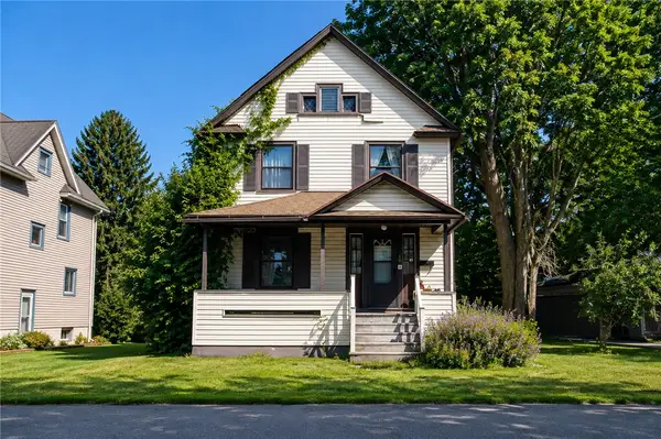 316 E Myrtle Ave, Newark, NY 14513