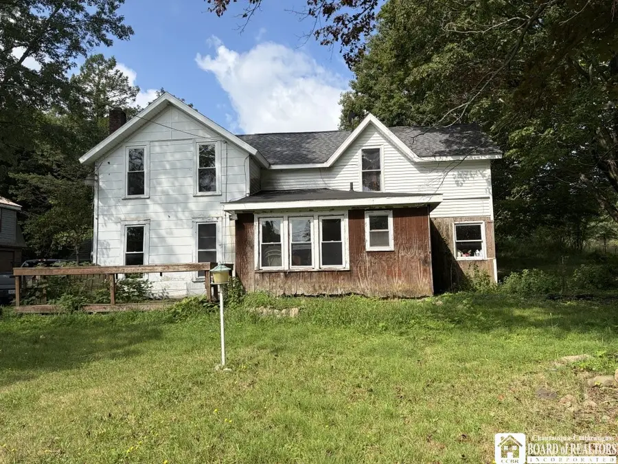 9185 Chautauqua Road, Fredonia, NY 14063 - #2