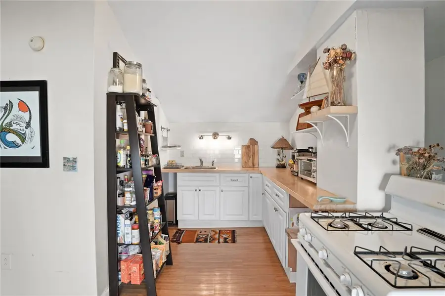 512 W Seneca Street, Ithaca, NY 14850 - #2