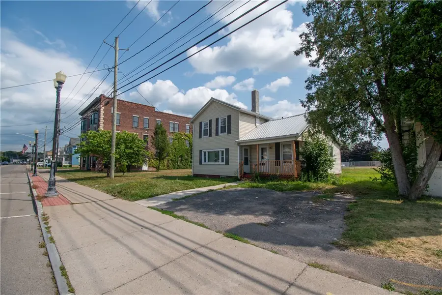 195 Exchange St, Geneva, NY 14456 - #3