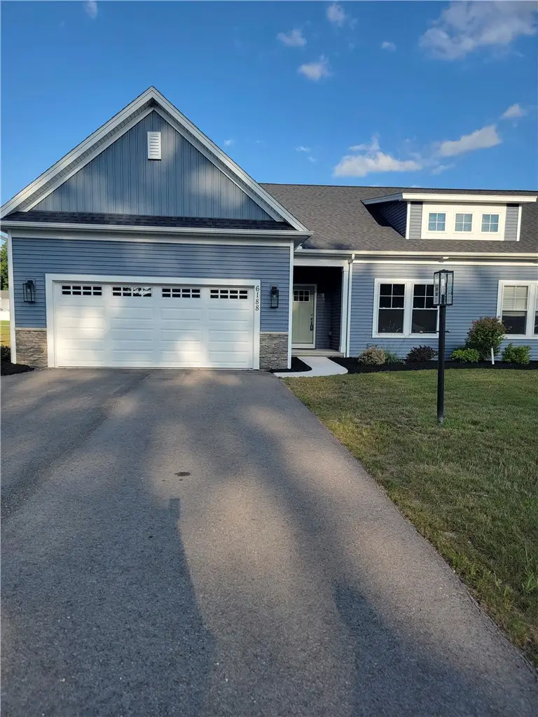 6188 Fourmile Creek Circle, Ontario, NY 14519 - #2