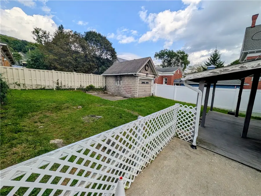 42 School Street, Bradford, PA 16701 - #3