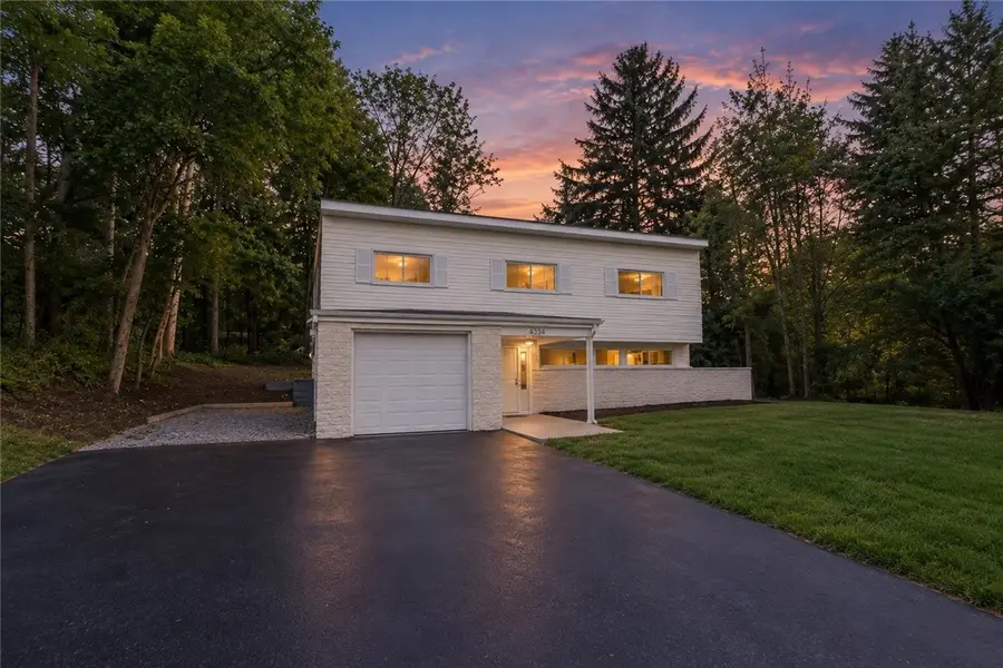 1337 Calkins Road, Pittsford, NY 14534 - #2