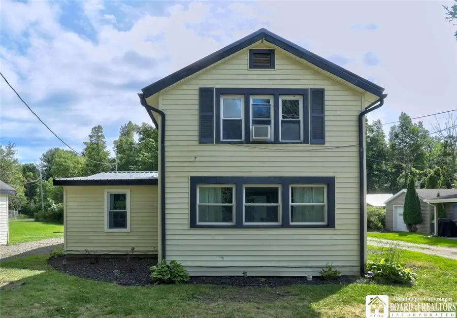 2754 Denslow Avenue, Jamestown, NY 14701 - #2