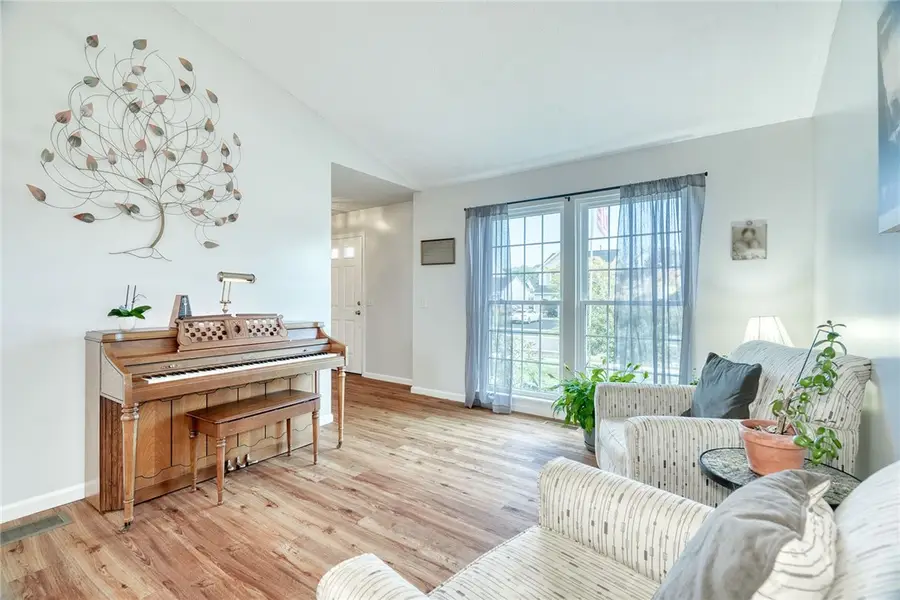 25 Wendy Lane, Rochester, NY 14626 - #3