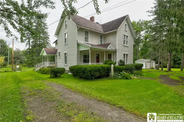 3036 W Lake Road, Ashville, NY 14710