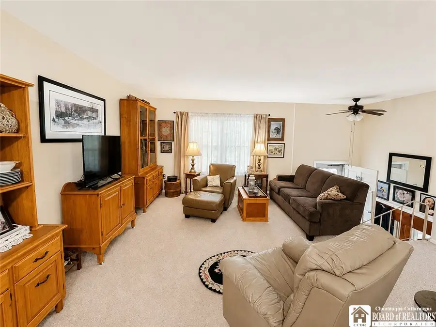 324 E Virginia Boulevard, Jamestown, NY 14701 - #3