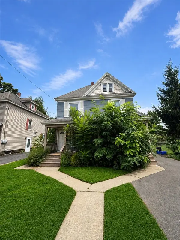 231-233 East Avenue, Minoa, NY 13116