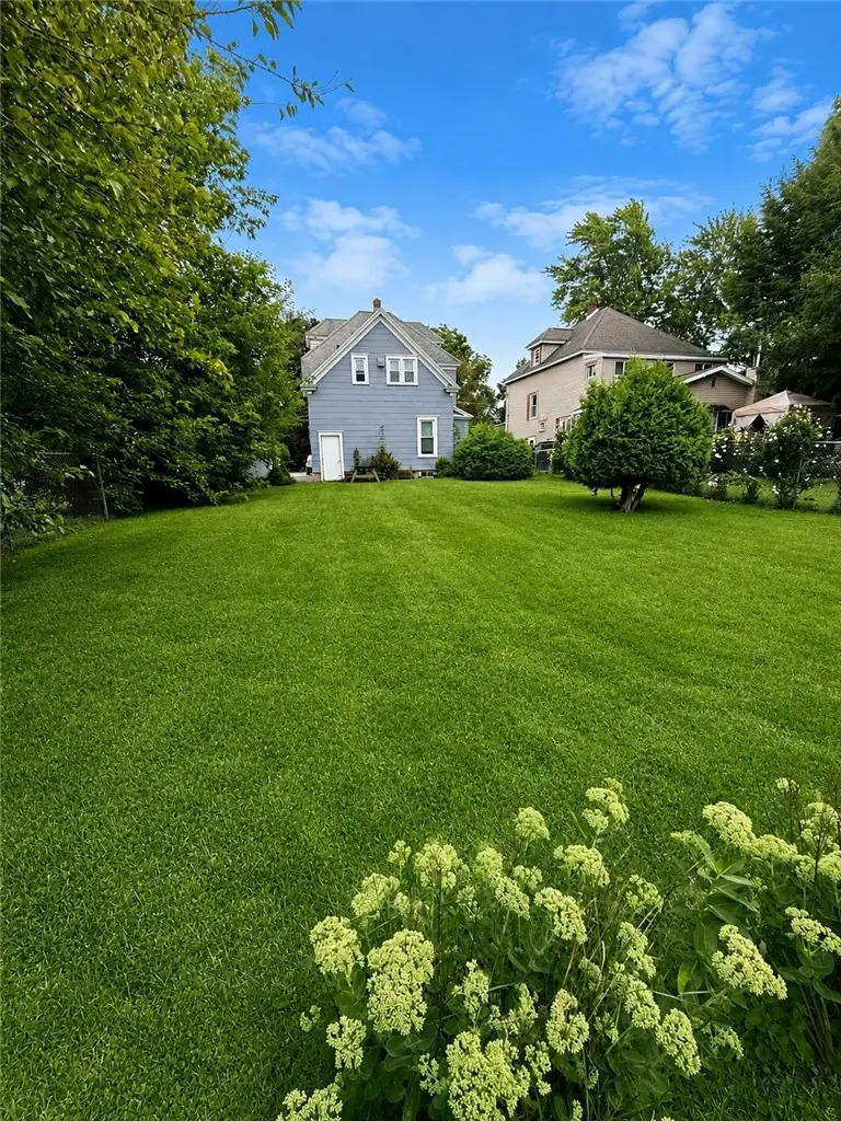 231-233 East Avenue, Minoa, NY 13116 - #3