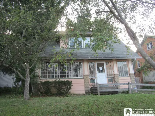 7 Beverly Place, Jamestown, NY 14701