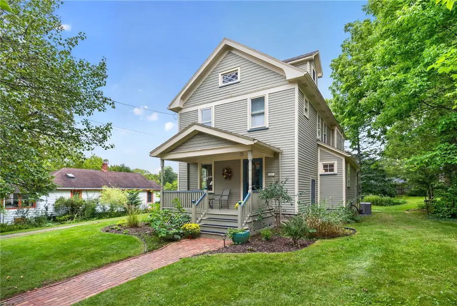 27 Locust Street, Pittsford, NY 14534 - #2
