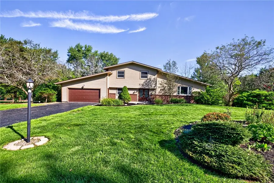 1630 Bridgeboro Drive, Webster, NY 14580 - #2