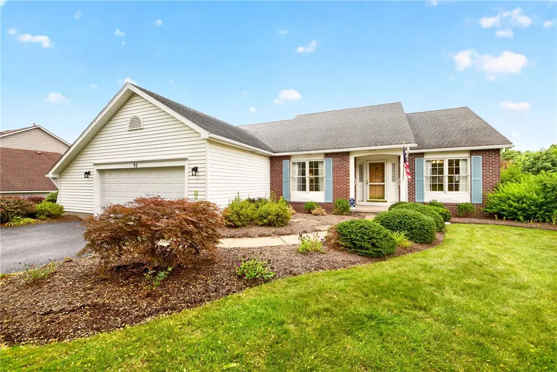 95 Rock Creek, Pittsford, NY 14534 - #1