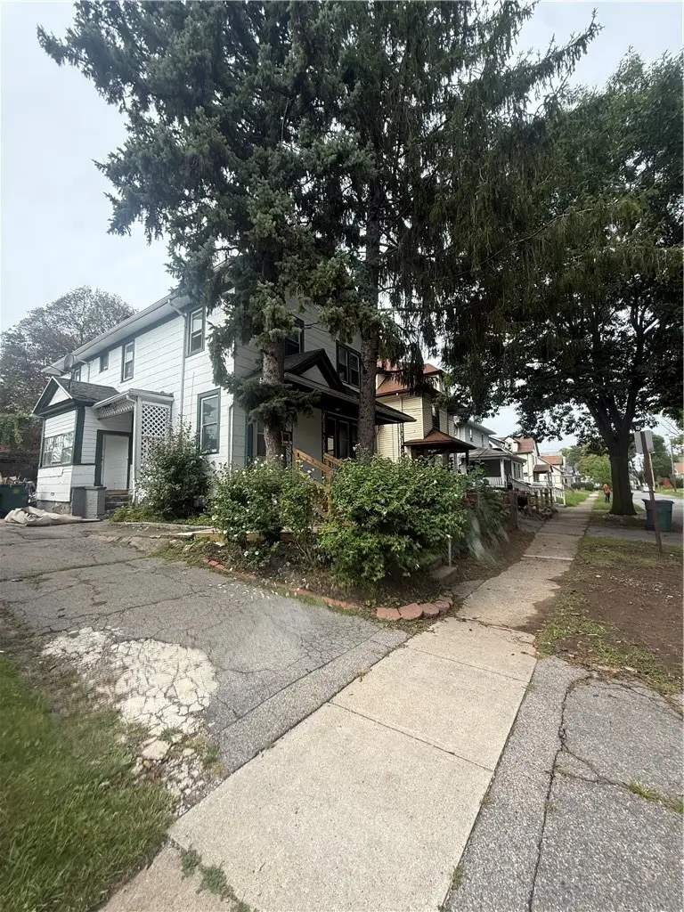 21 Crombie Street, Rochester, NY 14605 - #2