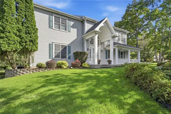 1 Morning Woods Lane, Rochester, NY 14625